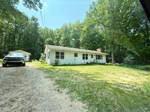 4899 N Ford Lake Rd, Fountain, MI, 49410-8709 | Card Image
