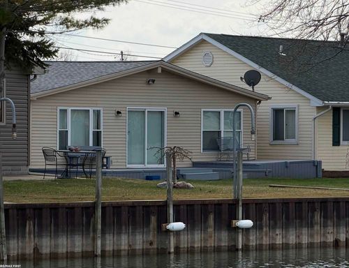 6326 Marina Dr, Clay, MI, 48001-4212 | Card Image