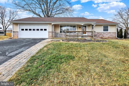 5864 Geneva Dr, EAST PETERSBURG, PA, 17520-1502 | Card Image