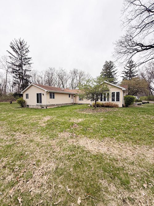 1599 E 2700 North Road, Clifton, IL, 60927 | Card Image