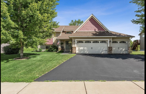 1101 Pioneer Trl Se, Cambridge, MN, 55008-2193 | Card Image