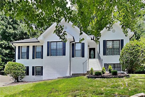 530 Alcovy Springs Dr, Lawrenceville, GA, 30045-7928 | Card Image