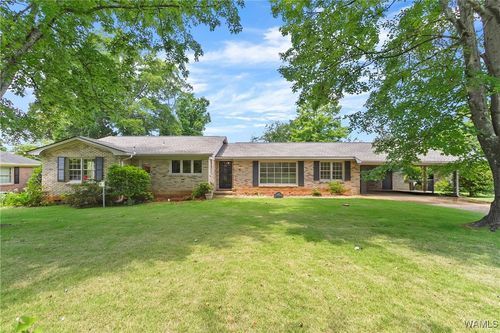 93 Arcadia Dr, Tuscaloosa, AL, 35404-4329 | Card Image