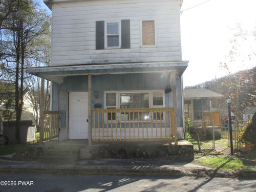 204 Poplar St, Donaldson, PA, 17981-1218 | Card Image