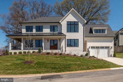 2400 N Lincoln St, ARLINGTON, VA, 22207-5022 | Card Image