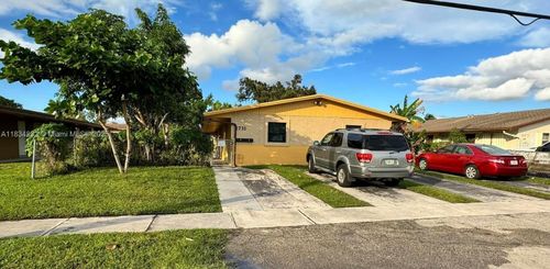 2731 Sw 7th St, Fort Lauderdale, FL, 33312-2140 | Card Image
