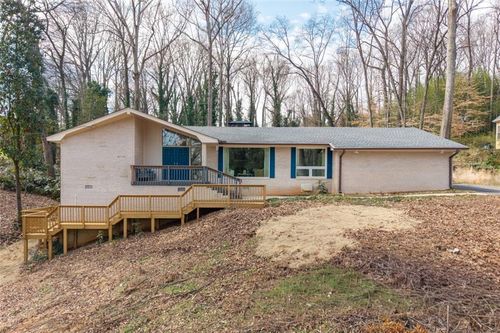 642 Kenilworth Cir, Stone Mountain, GA, 30083-3414 | Card Image