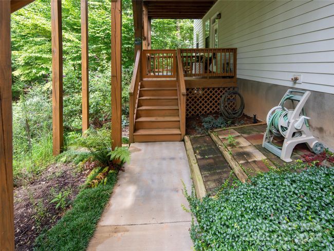 130 Harrop Dun Ct, House other with 3 bedrooms, 3 bathrooms and null parking in Biltmore Lake NC | Image 31
