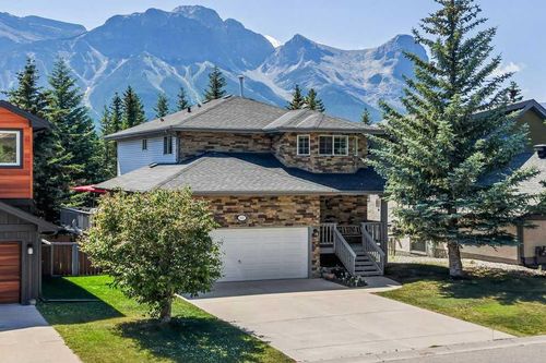 545 Grotto Rd, Canmore, AB, T1W1J1 | Card Image