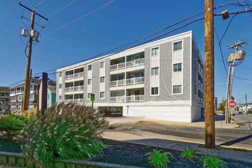 apt-103-3900 Pleasure Ave, Sea Isle City, NJ, 08243-2077 | Card Image