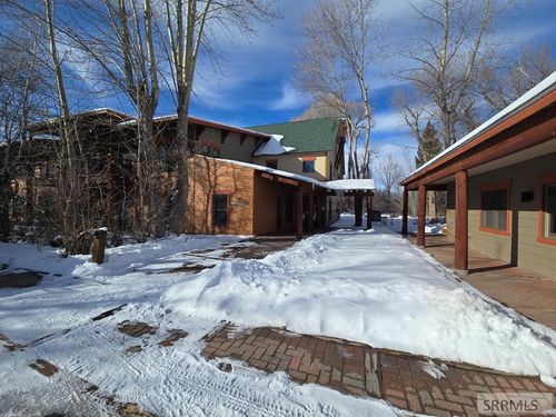221-2740 Shadowmoon Ln, Driggs, ID, 83422-5087 | Card Image