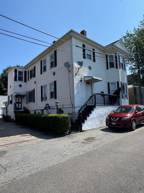 apt-2-18 Saucier St, Fall River, MA, 02724-6257 | Card Image