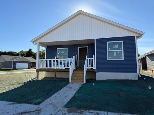 897 Sepia Street, Garfield Charter Township, MI, 49696 | Card Image