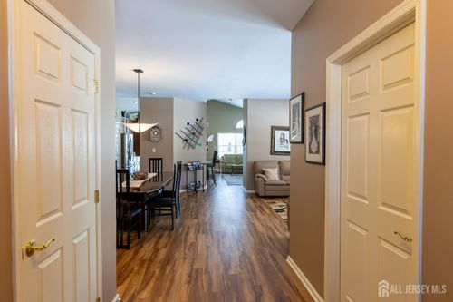 125 Fontaine Ct, Monroe, NJ, 08831-5990 | Card Image