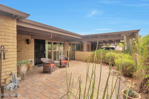 2435 N Shade Tree Cir, Tucson, AZ, 85715-3740 | Card Image