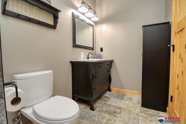 4949 Little Salt Rd, House other with 3 bedrooms, 3 bathrooms and 6 parking in Ceresco NE | Image 35