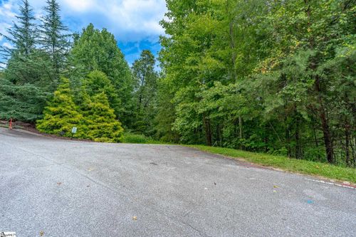 26 Crescent Pinyon Way, Marietta, SC, 29661-5127 | Card Image
