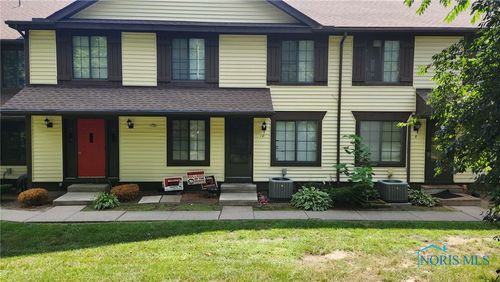 apt-9-4515 Bancroft St, Toledo, OH, 43615-3984 | Card Image