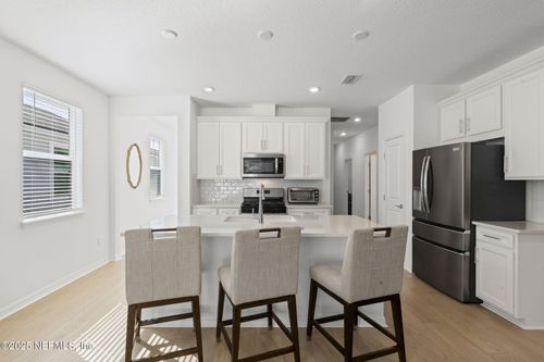 543 Blind Oak Cir, St Augustine, FL, 32095-0162 | Card Image