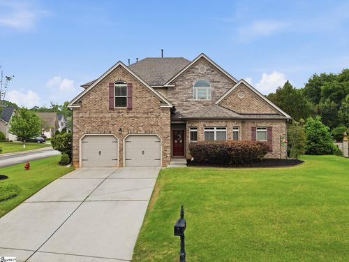 138 Buckland Dr, Anderson, SC, 29621-3686 | Card Image