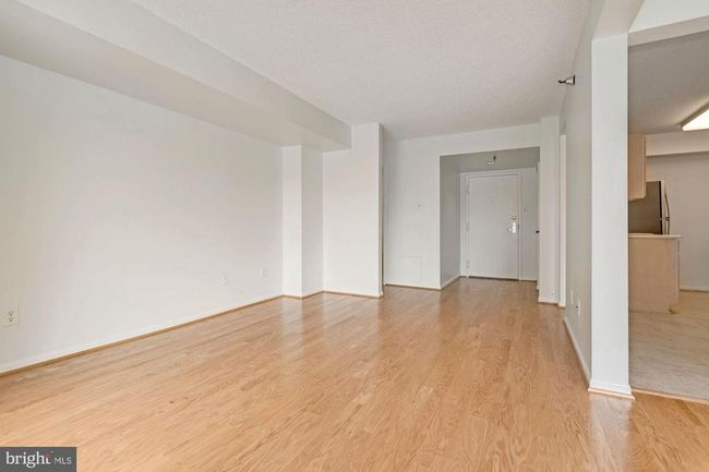 APT-303 - 7401 Westlake Ter, Condo with 1 bedrooms, 1 bathrooms and null parking in BETHESDA MD | Image 6