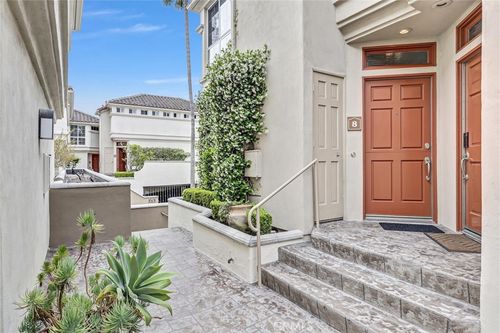2101 E 15th St, Newport Beach, CA, 92663-5346 | Card Image
