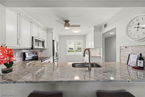 apt-b104-5965 Bloomfield Cir, NAPLES, FL, 34112-2812 | Card Image