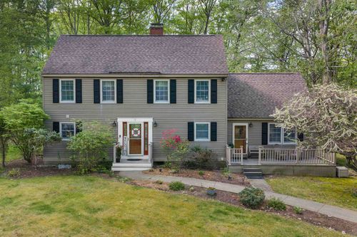 4 Deer Ridge Ln, Kittery, ME, 03904-5610 | Card Image