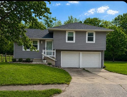 1452 Park Ln, Liberty, MO, 64068-3137 | Card Image