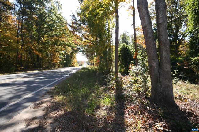1367 S Constitution Rte, House other with 4 bedrooms, 1 bathrooms and null parking in DILLWYN VA | Image 50