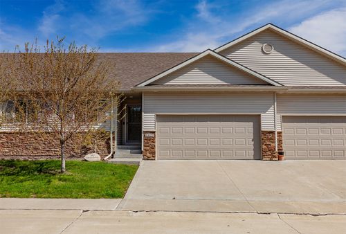 1427 Ne Falstaff Ln, Ankeny, IA, 50021-9200 | Card Image