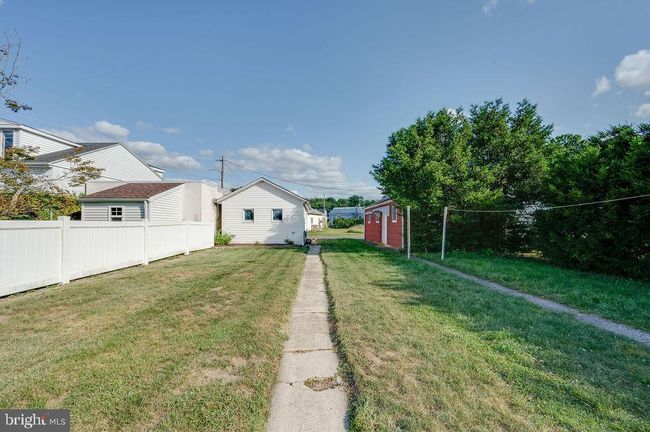 130 W Poplar St, Home with 3 bedrooms, 2 bathrooms and null parking in FLEETWOOD PA | Image 30
