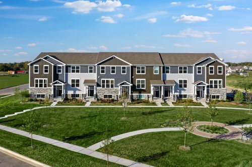 207 Settlers Pl, West Dundee, IL, 60118-0058 | Card Image