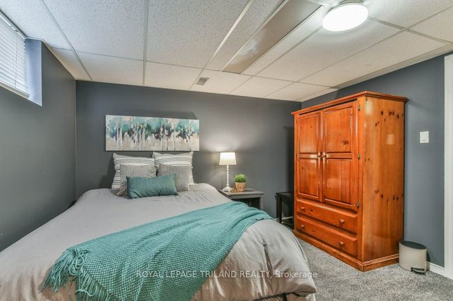 834 Viscount Rd, House other with 3 bedrooms, 2 bathrooms and 4 parking in London ON | Image 29