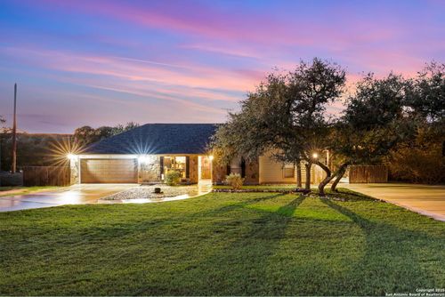2825 Rocky Ridge Loop, Canyon Lake, TX, 78133-2041 | Card Image