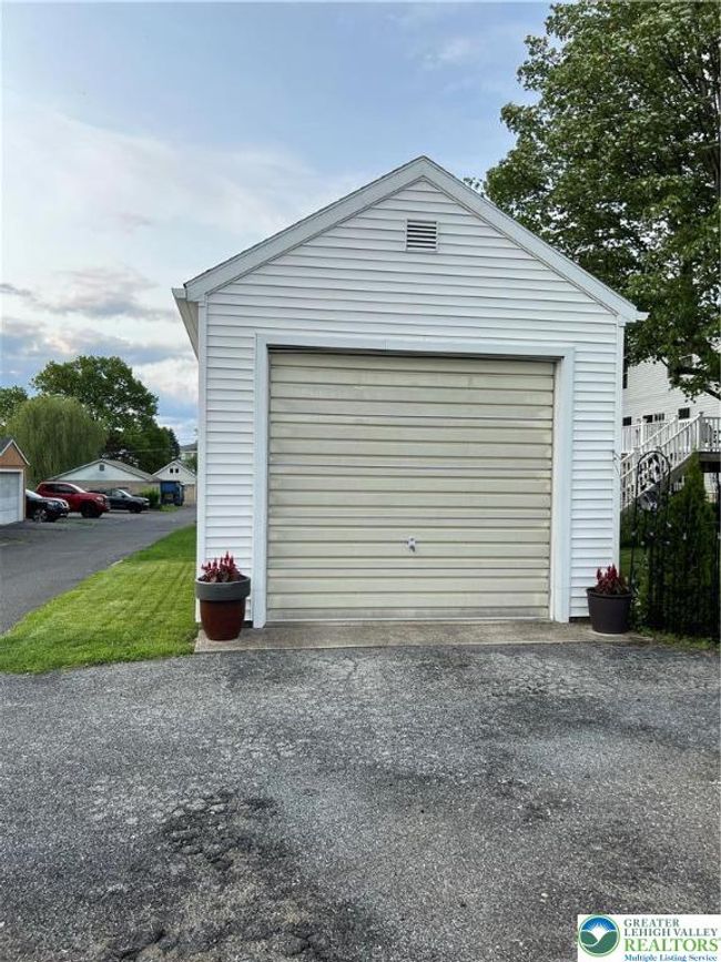 1540 Riegel St, House other with 2 bedrooms, 1 bathrooms and null parking in HELLERTOWN PA | Image 16