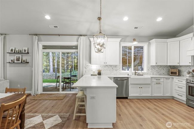 305 Thimbleberry Dr, House other with 3 bedrooms, 2 bathrooms and 2 parking in Castle Rock WA | Image 15