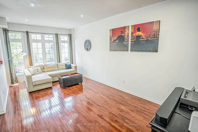 14 Balsam St, House other with 3 bedrooms, 4 bathrooms and 1 parking in Markham ON | Image 4