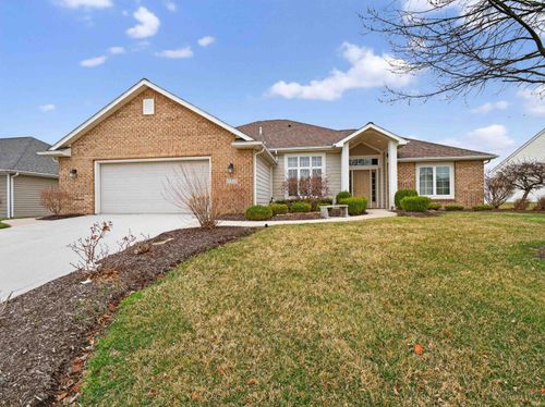 9822 Chadwick Ln, Fort Wayne, IN, 46818-8460 | Card Image