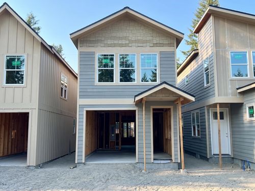 1111 E 27th Ave, Spokane, WA, 99203-3348 | Card Image