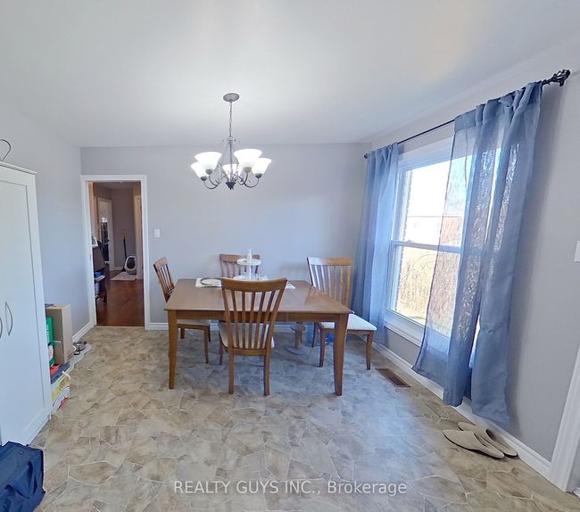 3211 County Rd 2, House other with 7 bedrooms, 4 bathrooms and 6 parking in Keene ON | Image 30