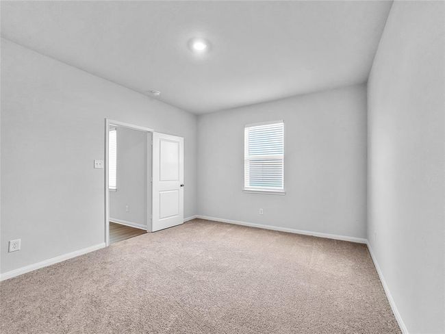 329 Grayson Baw Ln, House other with 4 bedrooms, 2 bathrooms and 2 parking in Waller TX | Image 8