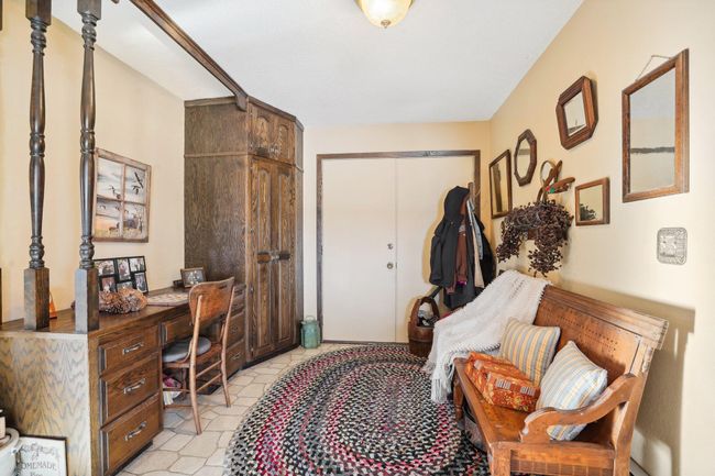 7-web-or-mls-Brockton Ln N-007.jpg | Image 6