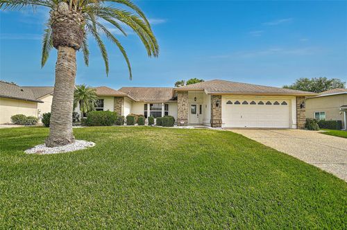 4360 Presidential Avenue Cir E, BRADENTON, FL, 34203-4017 | Card Image