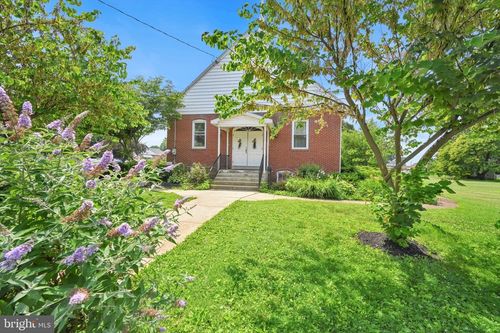 2100 Manor Ridge Dr, LANCASTER, PA, 17603-4216 | Card Image