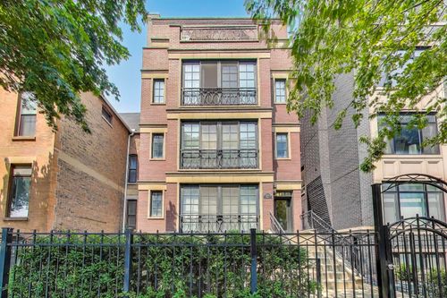 1-920 W Barry Ave, Chicago, IL, 60657-6398 | Card Image