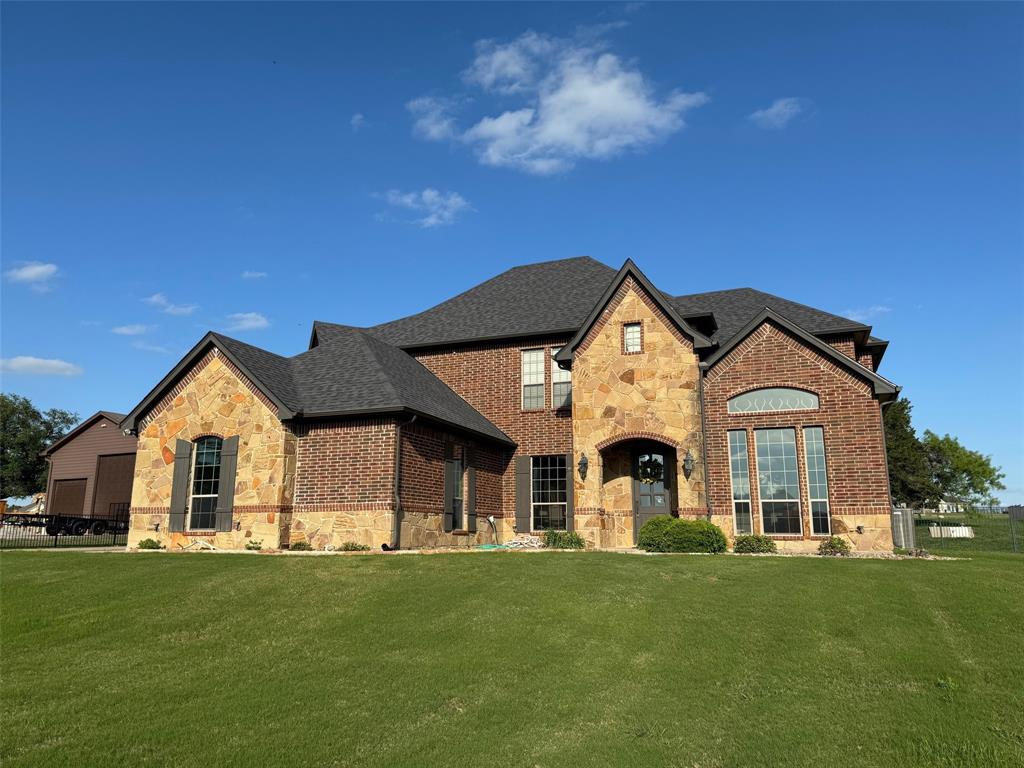 Crow Creek Dr, Granbury, TX 76049