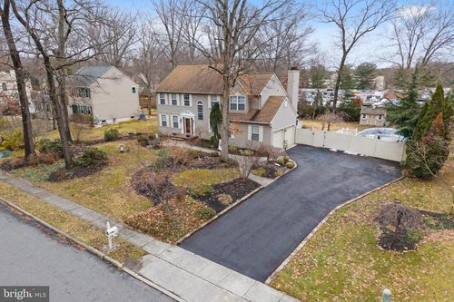 5 Laurel Tree Dr, WESTAMPTON, NJ, 08060-3762 | Card Image