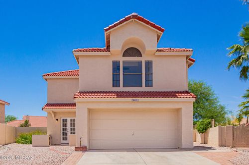 8951 N Fitzgerald Ln, Tucson, AZ, 85742-4451 | Card Image