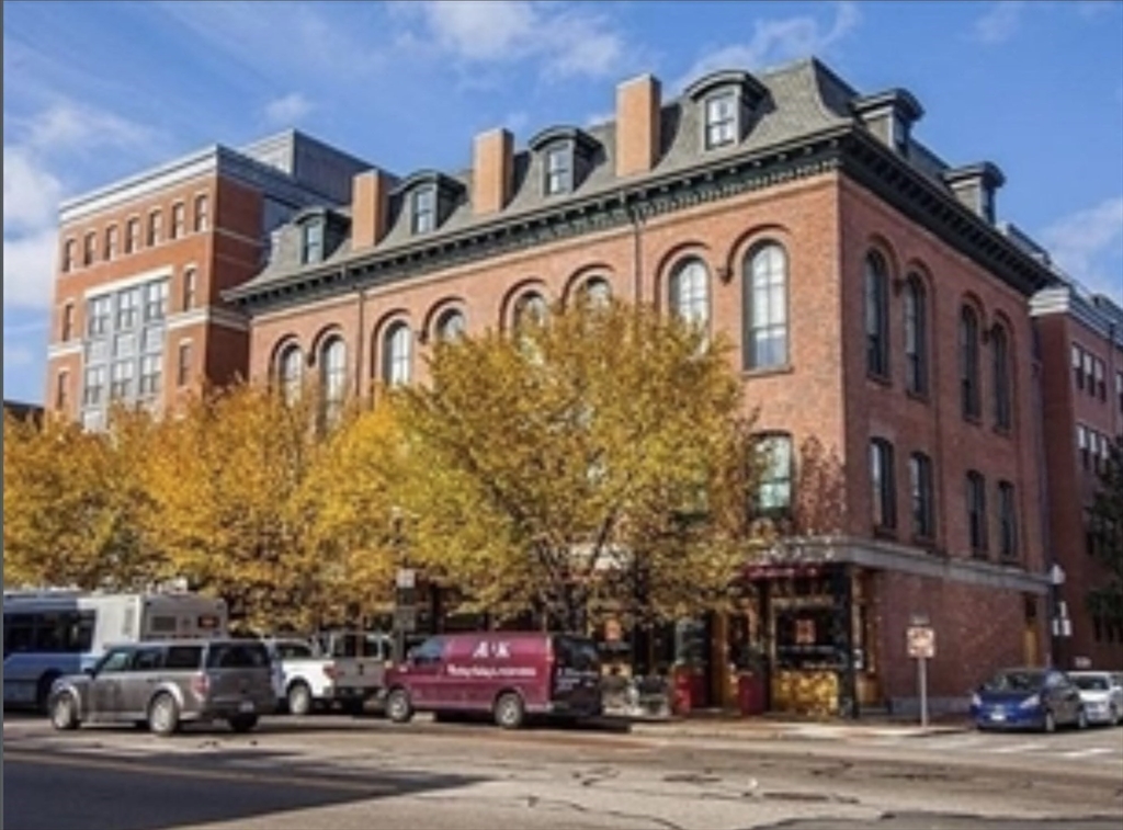 Residential Lease in Boston